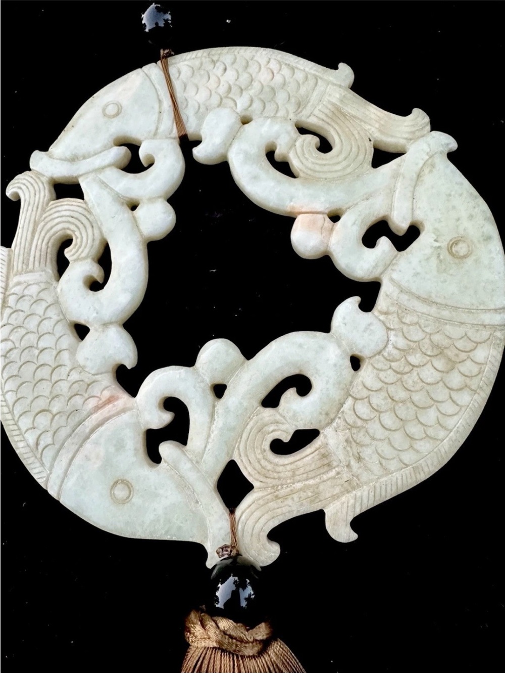 VTG CHINESE CARVED JADE 40” KOI FISH DOUBLE SIDED HANGING W/ TASSLE FENGSHUI